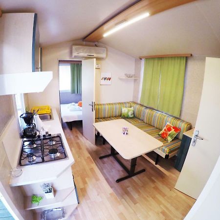 Accommodation Suzy Zara Esterno foto